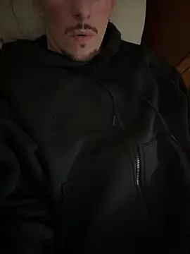 Snapshot of giumy91 chatting on 03.04.26 giumy91 online show from 03.04.26