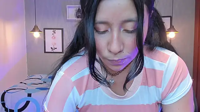 Nohemi louse online show from 03.20.25