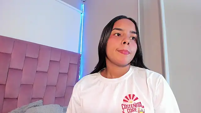 Roxy Stonee online show from 03.19.26