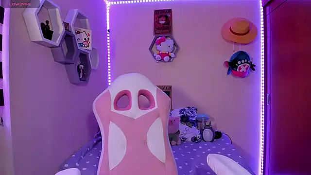 chloe rockss  online show from 02.25.25