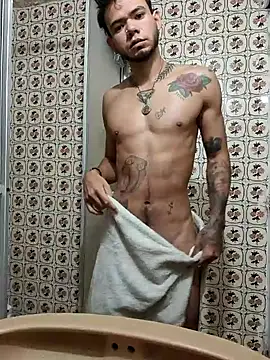 Snapshot of Niick01_ chatting on 02.14.25 Niick01 online show from 02.14.25