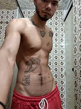 Snapshot of Niick01_ chatting on 02.16.25 Niick01 online show from 02.16.25