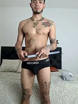 Snapshot of Niick01_ chatting on 03.12.25 Niick01 online show from 03.12.25