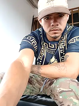 Snapshot of Niick01_ chatting on 09.27.25 Niick01 online show from 09.27.25