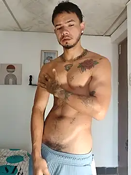 Snapshot of Niick01_ chatting on 10.07.25 Niick01 online show from 10.07.25