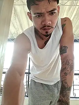 Snapshot of Niick01_ chatting on 10.29.25 Niick01 online show from 10.29.25