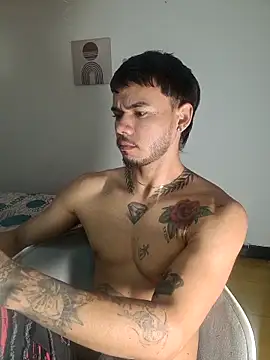 Snapshot of Niick01_ chatting on 11.07.25 Niick01 online show from 11.07.25