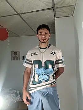 Snapshot of Niick01_ chatting on 11.11.25 Niick01 online show from 11.11.25