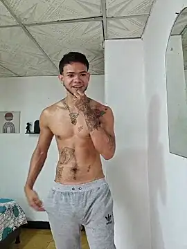 Snapshot of Niick01_ chatting on 11.14.25 Niick01 online show from 11.14.25