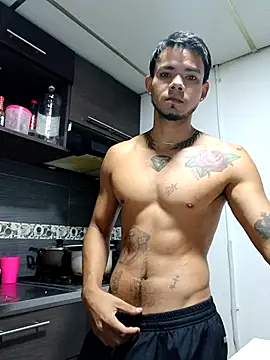 Snapshot of Niick01_ chatting on 11.22.25 Niick01 online show from 11.22.25