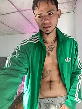 Snapshot of Niick01_ chatting on 11.26.25 Niick01 online show from 11.26.25