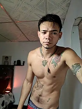 Snapshot of Niick01_ chatting on 12.05.25 Niick01 online show from 12.05.25