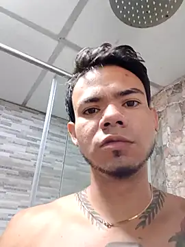 Snapshot of Niick01_ chatting on 12.14.25 Niick01 online show from 12.14.25