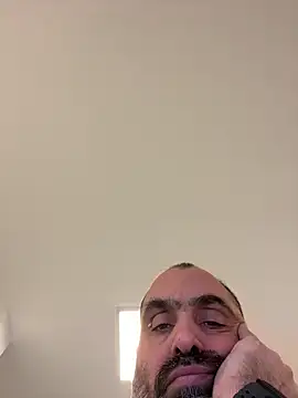 Snapshot of fuocovivo4 chatting on 02.13.25 fuocovivo4 online show from 02.13.25