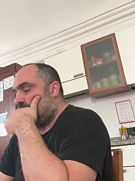 Snapshot of fuocovivo4 chatting on 02.16.25 fuocovivo4 online show from 02.16.25