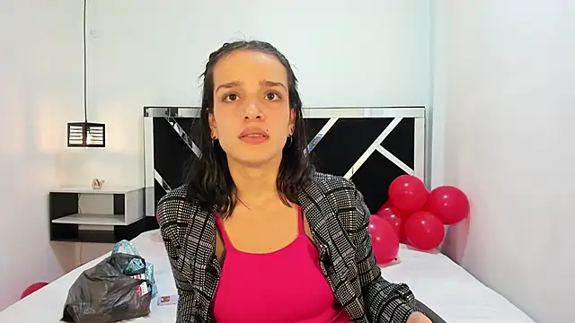 Annyrosee online show from 02.20.25