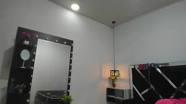 Annyrosee online show from 03.23.25