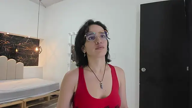 Annyrosee online show from 09.10.25