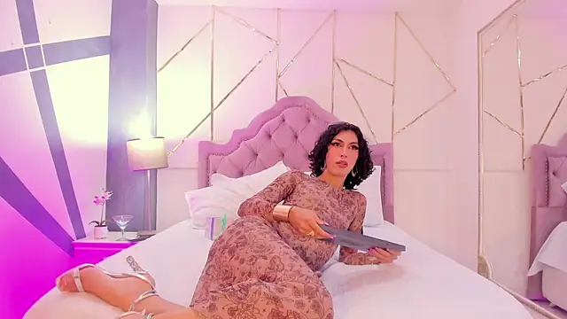 allicemackenzie online show from 03.08.25