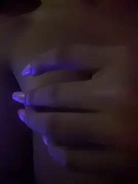 allicemackenzie online show from 10.17.25