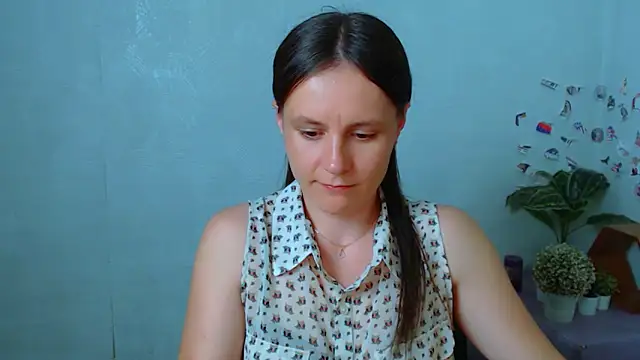 ValeriaHeart  online show from 05.31.26