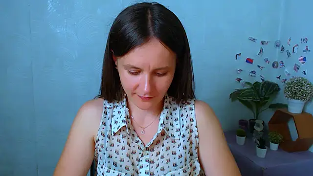 ValeriaHeart  online show from 06.18.26