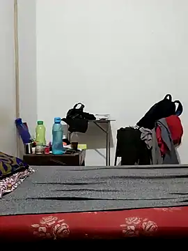 Snapshot of Hot_funky_boy chatting on 02.13.25 Hot funky boy online show from 02.13.25