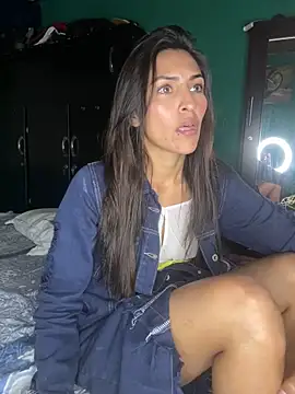 Sofiadelacruz online show from 09.25.25