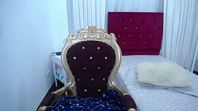 Snapshot of Carlin_Diaz chatting on 02.20.25 Carlin Diaz online show from 02.20.25