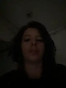 Snapshot of AriYokai chatting on 11.17.25 AriYokai online show from 11.17.25