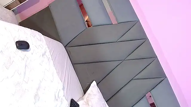 Dalis Hills online show from 02.10.25