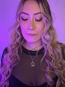 Lally Valencia   online show from 03.02.25