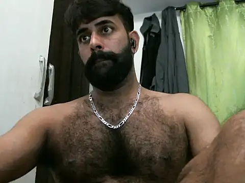 Snapshot of indianhairybull chatting on 03.03.25 indianhairybull online show from 03.03.25