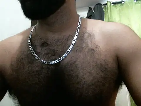 Snapshot of indianhairybull chatting on 10.07.25 indianhairybull online show from 10.07.25