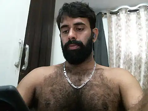 Snapshot of indianhairybull chatting on 05.01.26 indianhairybull online show from 05.01.26