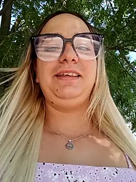 Mia RainX online show from 06.23.26