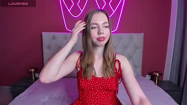 TessaAdorable online show from 03.12.25