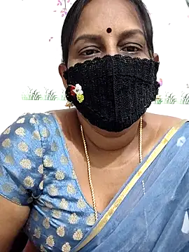Snapshot of Tamil_Meera12 chatting on 04.25.26 Tamil Meera12 online show from 04.25.26