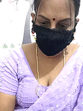 Snapshot of Tamil_Meera12 chatting on 05.31.26 Tamil Meera12 online show from 05.31.26