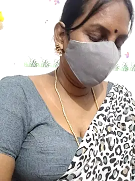 Snapshot of Tamil_Meera12 chatting on 06.23.26 Tamil Meera12 online show from 06.23.26