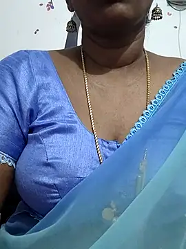 Snapshot of Tamil_Meera12 chatting on 07.25.26 Tamil Meera12 online show from 07.25.26