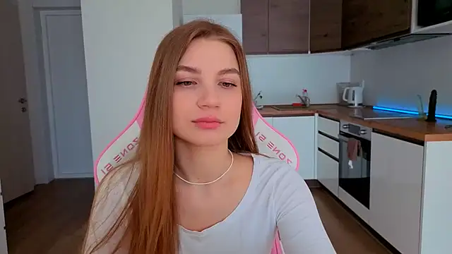 Enjoy everymoment  online show from 03.15.26