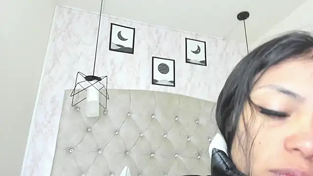 Raichell  online show from 06.27.26
