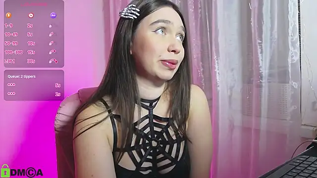 Arianahot777 online show from 10.29.25