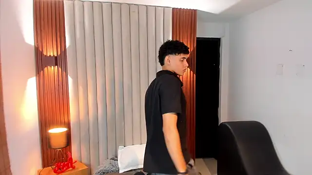 Justin mack online show from 02.05.25