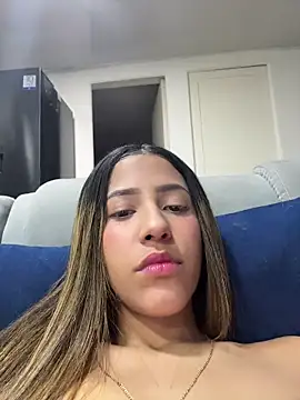 vicky bass online show from 11.08.25