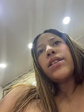 vicky bass online show from 11.27.25