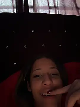 vicky bass online show from 12.14.25