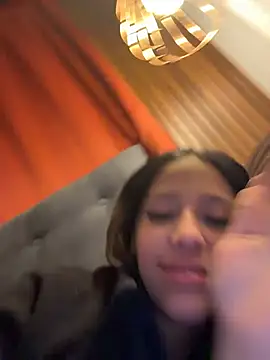 vicky bass online show from 12.18.25