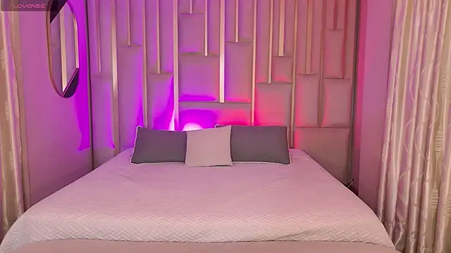 AmaiaHaywood online show from 02.04.26